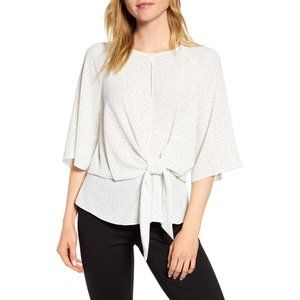 VINCE CAMUTO Speckled Tie Front Top